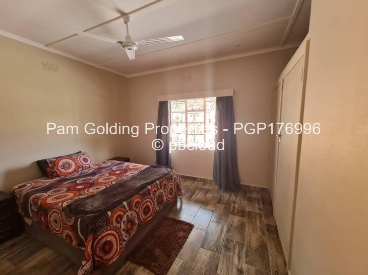 5 Bedroom House for Sale in Four Winds, Bulawayo
