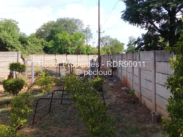 5 Bedroom House for Sale in Queens Park West, Bulawayo