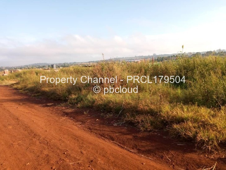 Land for Sale in Hatcliffe
