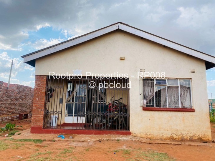 4 Bedroom House for Sale in Glaudina, Harare