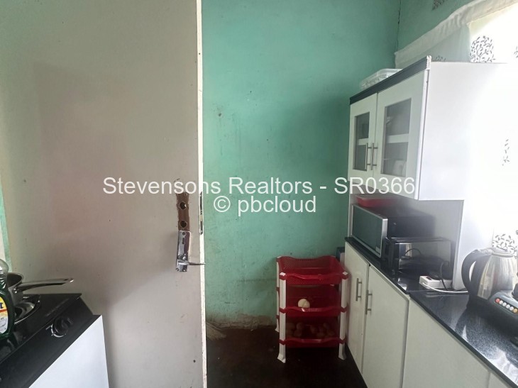 4 Bedroom House for Sale in Mabvuku, Harare