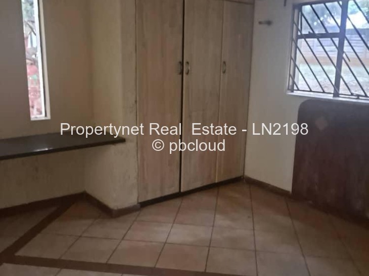 2 Bedroom House to Rent in Avondale, Harare
