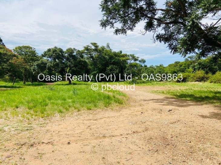 Commercial Property to Rent in Lake Chivero, Lake Chivero