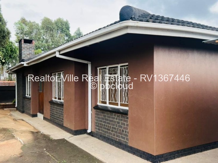 4 Bedroom House to Rent in Highfield, Harare