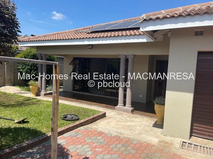 3 Bedroom House for Sale in Manresa, Harare
