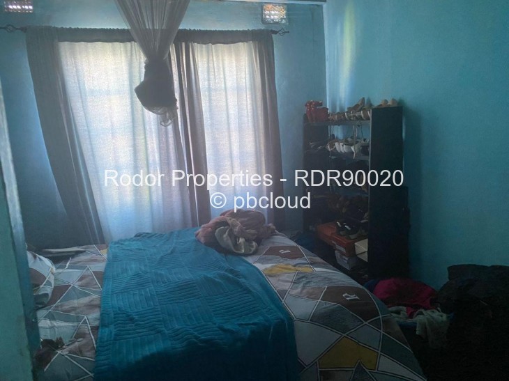 3 Bedroom House for Sale in Entumbane, Bulawayo