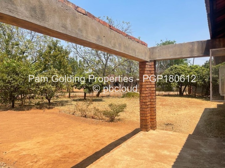 3 Bedroom House for Sale in Selbourne Park, Bulawayo