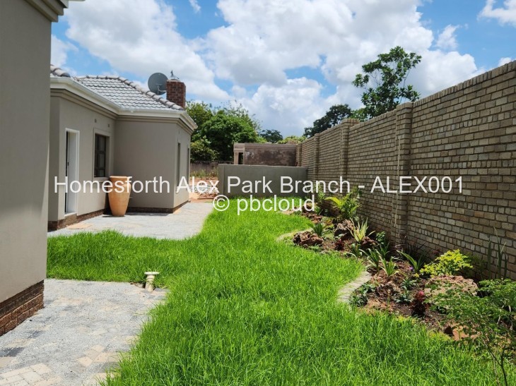 Townhouse/Complex/Cluster for Sale in Mandara, Harare