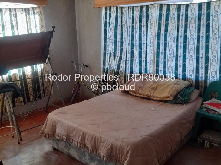 3 Bedroom House for Sale in Queens Park East, Bulawayo