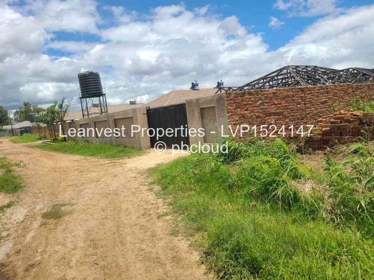 5 Bedroom House for Sale in Westlea Hre, Harare