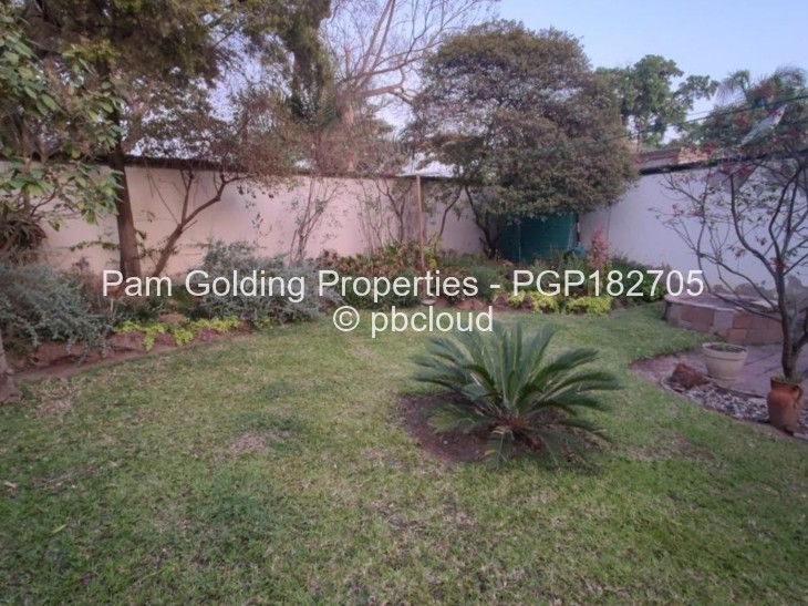 3 Bedroom Cottage/Garden Flat for Sale in Newlands, Harare