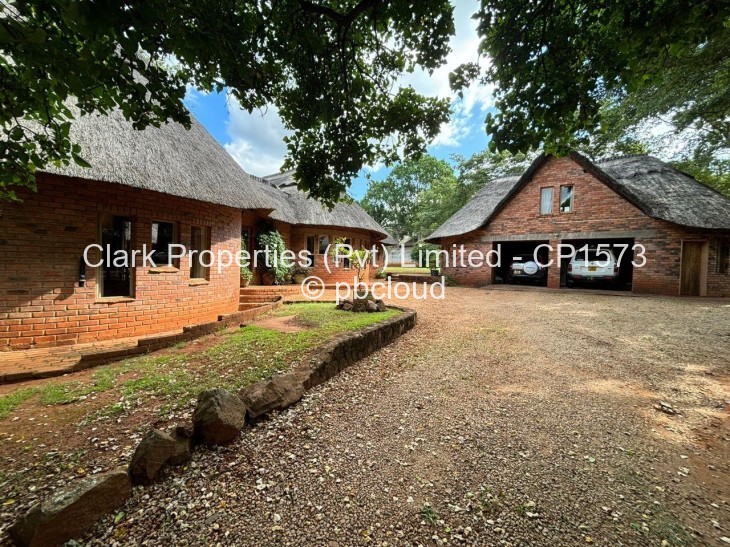 3 Bedroom House for Sale in Greystone Park, Harare