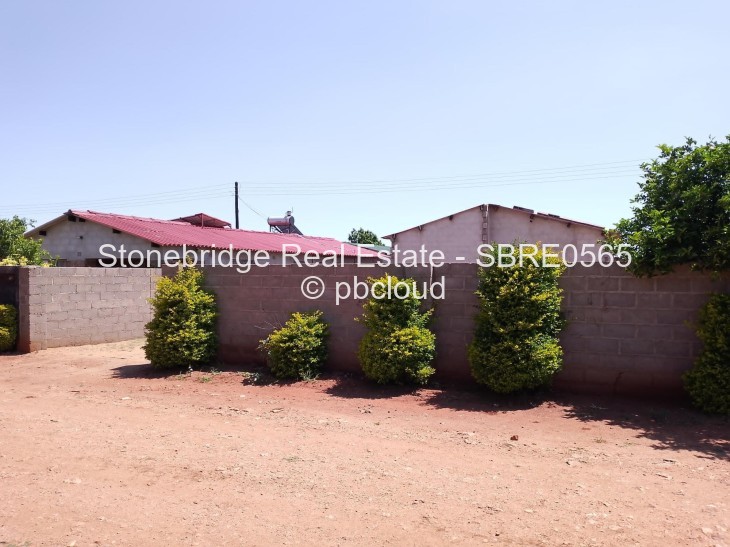 3 Bedroom House for Sale in Emganwini, Bulawayo