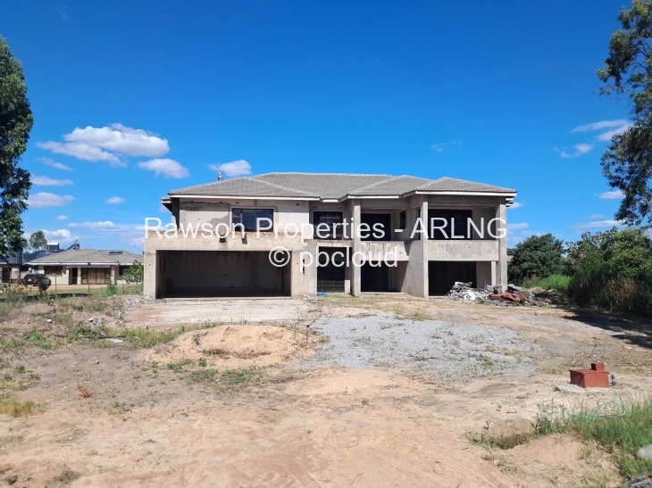7 Bedroom House for Sale in Arlington, Harare