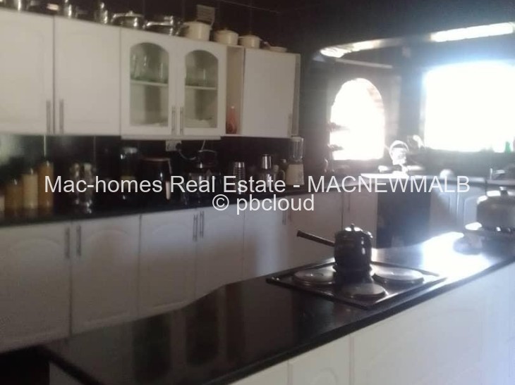 5 Bedroom House for Sale in Marlborough, Harare