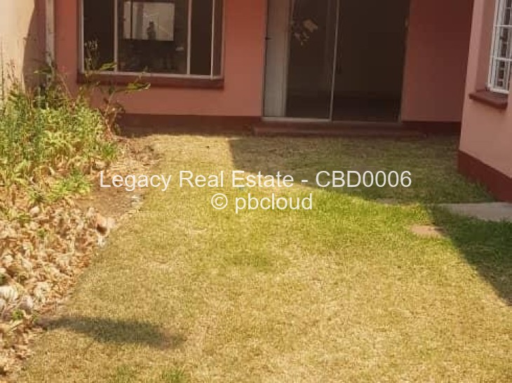 Townhouse/Complex/Cluster for Sale in Newlands, Harare