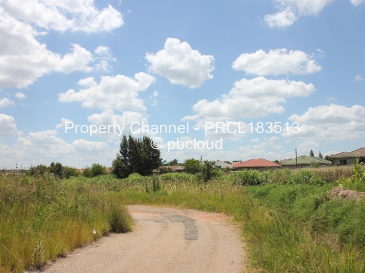 Land for Sale in Zimre Park