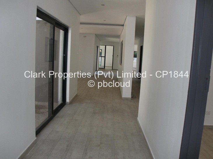 Commercial Property to Rent in Belgravia, Harare