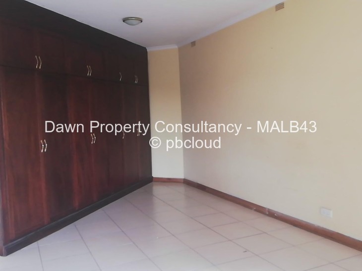 7 Bedroom House for Sale in Marlborough, Harare