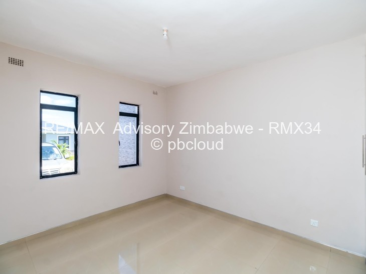 Townhouse/Complex/Cluster for Sale in Harare City Centre, Harare