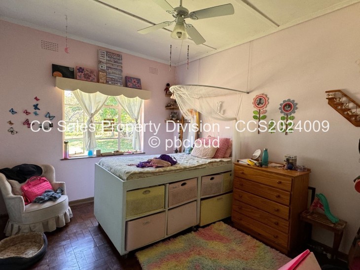 3 Bedroom House for Sale in Lochview, Bulawayo