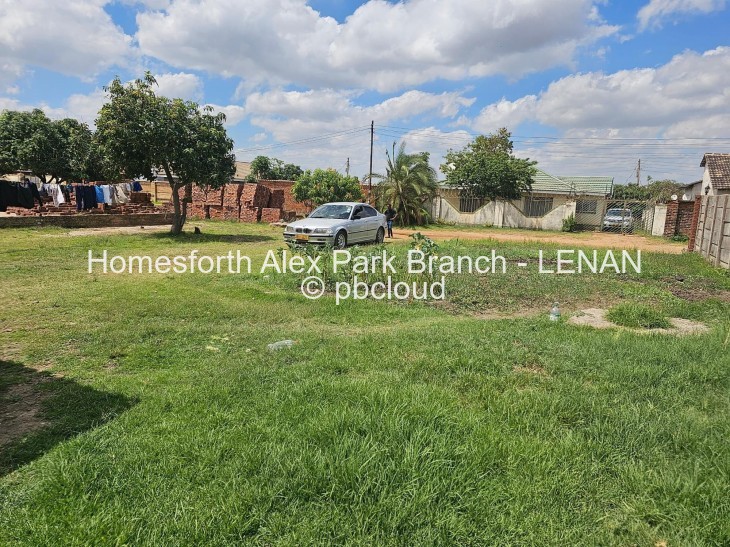 2 Bedroom Cottage/Garden Flat for Sale in Lenana Park, Harare
