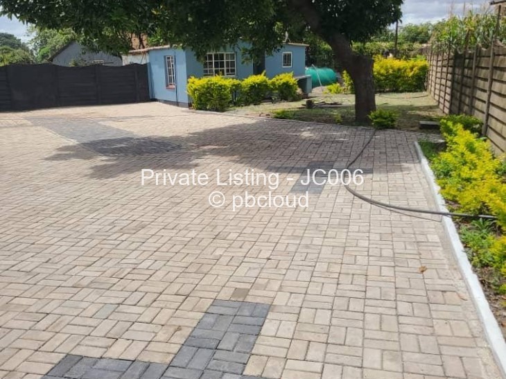 1 Bedroom Cottage/Garden Flat to Rent in Southerton, Harare