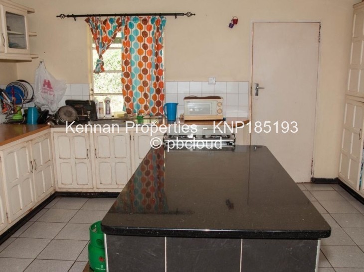 3 Bedroom House for Sale in Penhalonga, Penhalonga