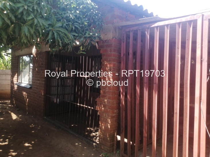 House for Sale in Dzivarasekwa, Harare