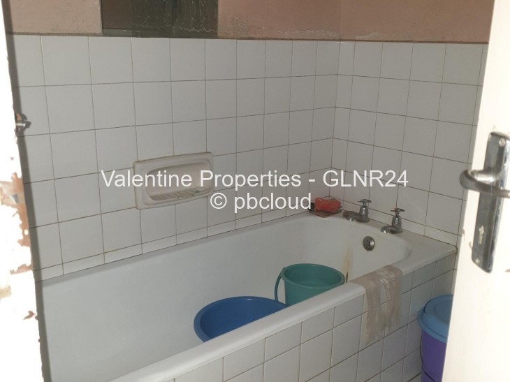 Flat/Apartment for Sale in Glen Norah, Harare