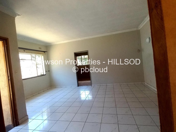 5 Bedroom House for Sale in Upper Hillside, Harare