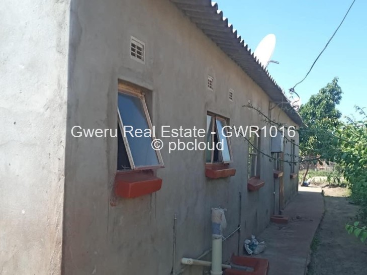 5 Bedroom House for Sale in Mkoba, Gweru
