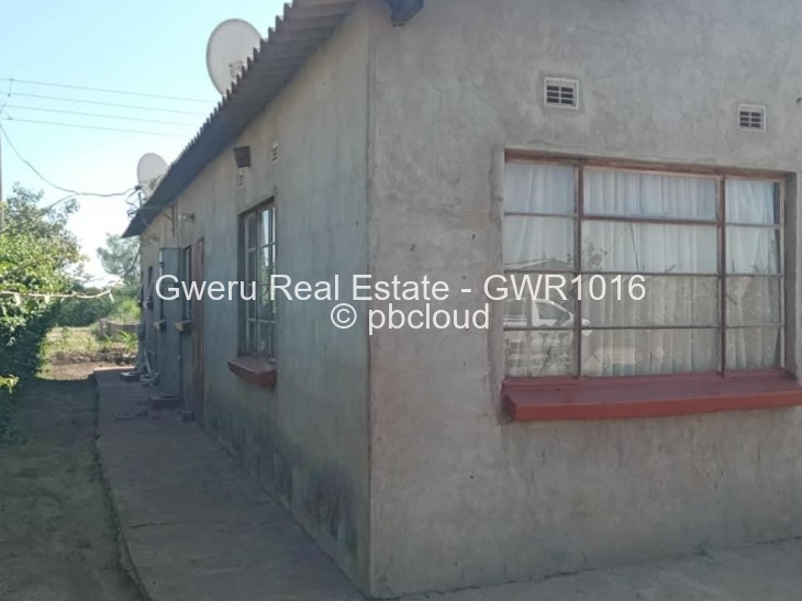 5 Bedroom House for Sale in Mkoba, Gweru