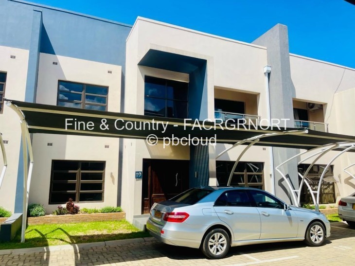 Townhouse/Complex/Cluster to Rent in Greencroft, Harare