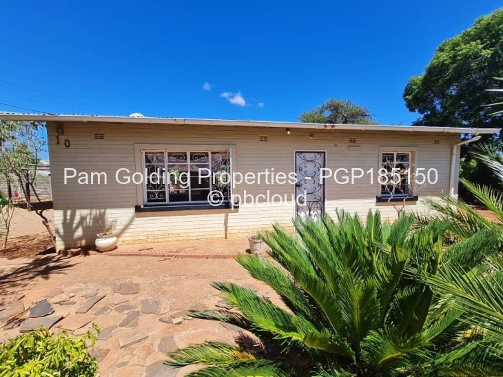 2 Bedroom House for Sale in Barham Green, Bulawayo