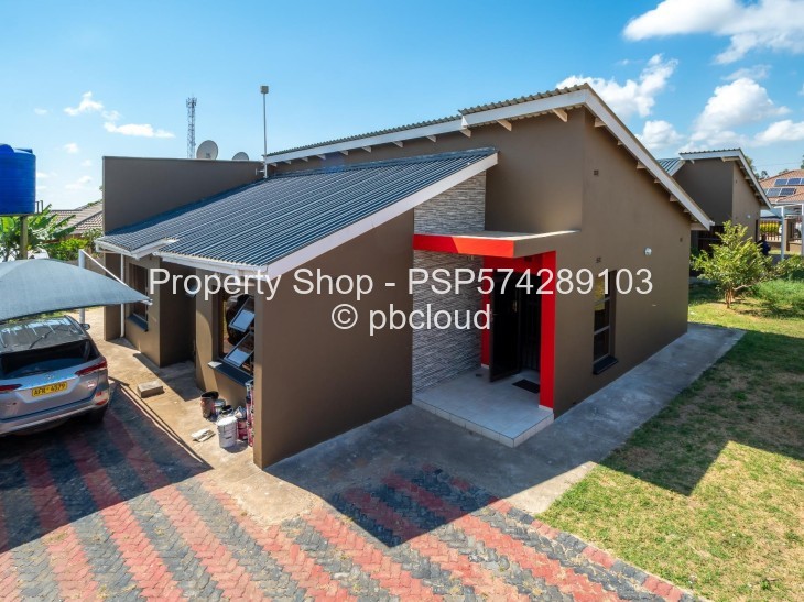 6 Bedroom House for Sale in Manresa, Harare