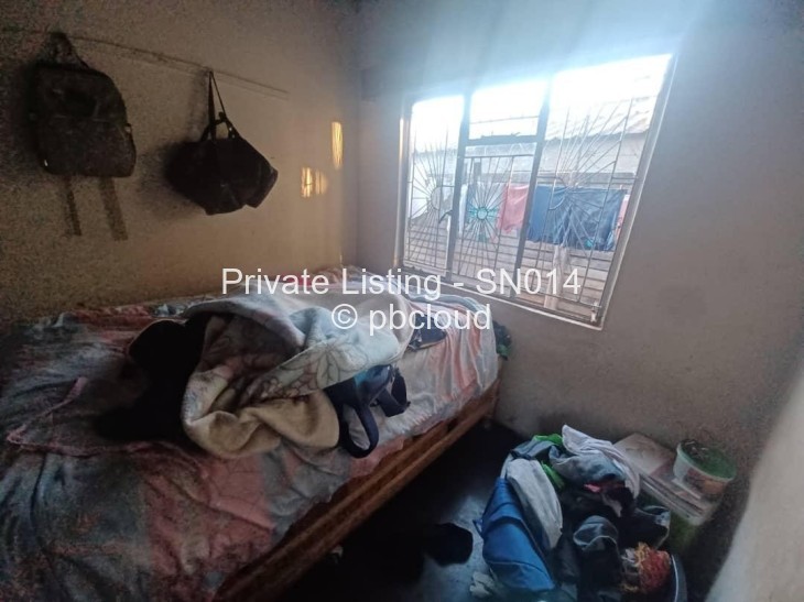 5 Bedroom House for Sale in Budiriro, Harare