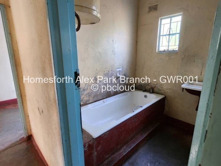 4 Bedroom House for Sale in Mkoba, Gweru