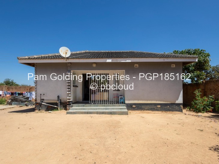 2 Bedroom House for Sale in Crowhill Views, Harare