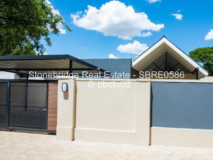 Townhouse/Complex/Cluster for Sale in Famona, Bulawayo