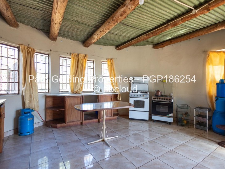 4 Bedroom House for Sale in Goromonzi, Goromonzi
