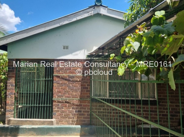 4 Bedroom House to Rent in Chitungwiza, Chitungwiza
