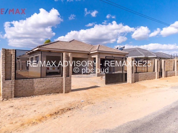 Townhouse/Complex/Cluster to Rent in Mabvazuva Estates, Ruwa