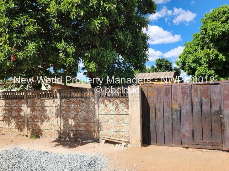 2 Bedroom House for Sale in Glen Norah, Harare