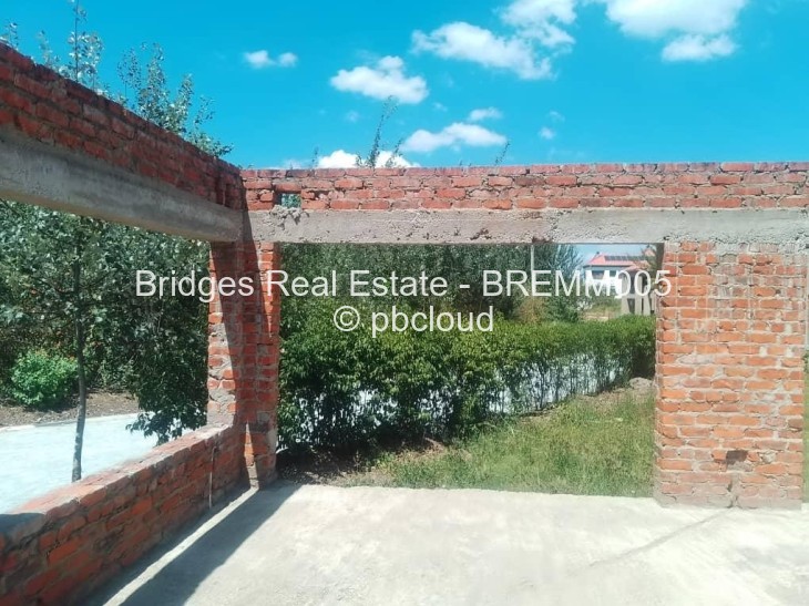 Townhouse/Complex/Cluster for Sale in Carrick Creagh Estate, Harare