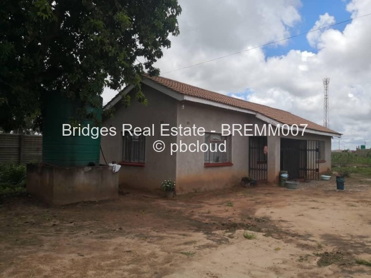 Stand for Sale in Manresa, Harare