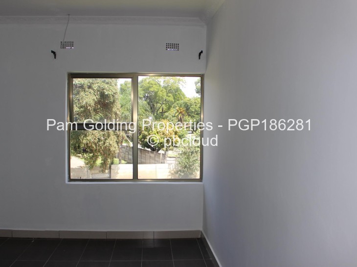 Flat/Apartment to Rent in Newlands, Harare