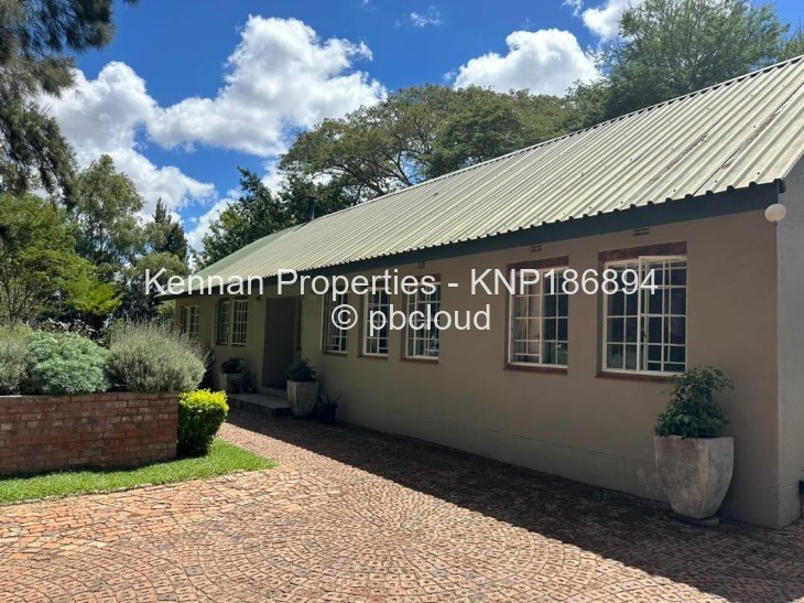 5 Bedroom House for Sale in Vainona, Harare