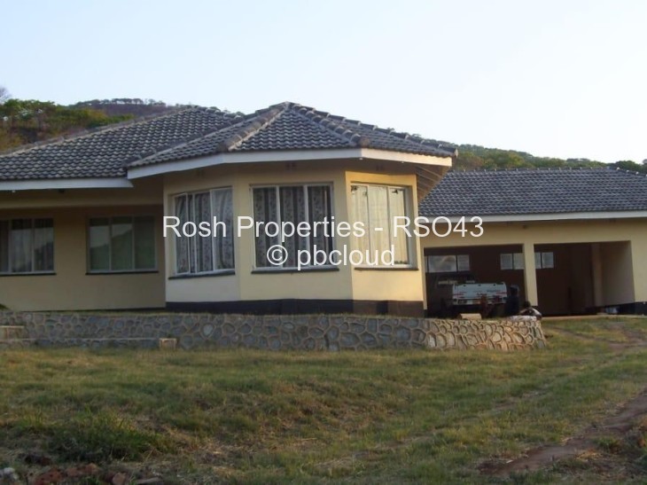 House for Sale in Penhalonga, Penhalonga