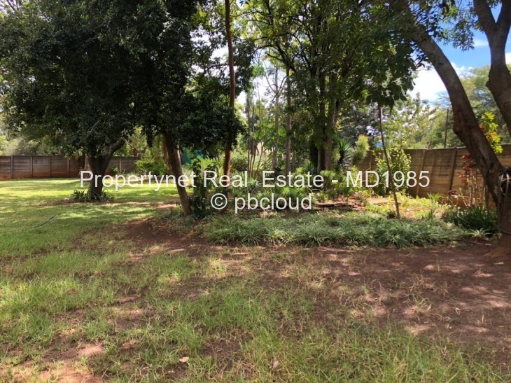 7 Bedroom House for Sale in Alexandra Park, Harare